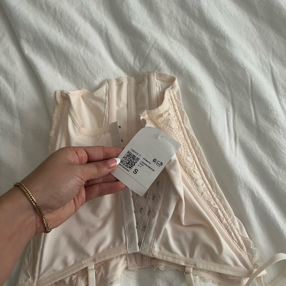 Corset top - Picture 2 of 2